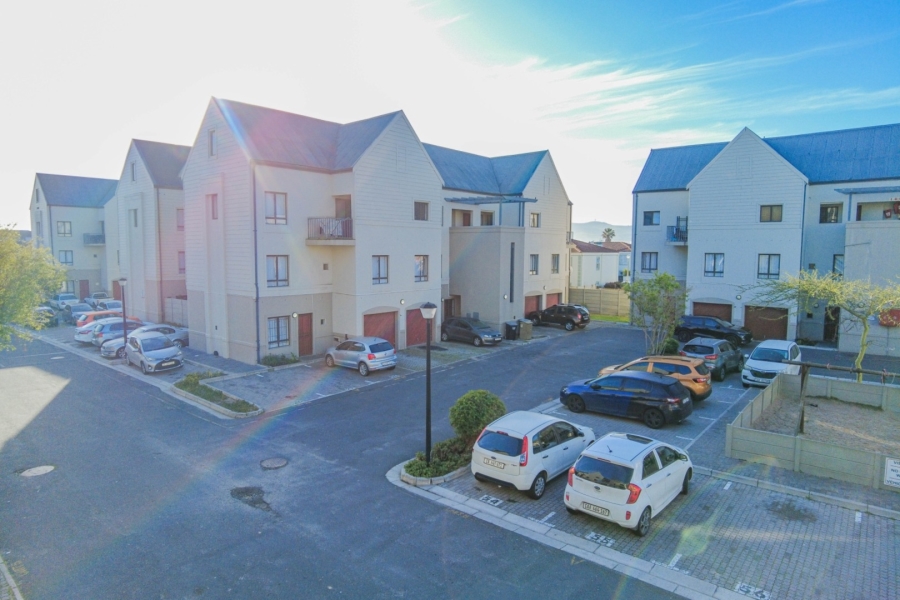 3 Bedroom Property for Sale in Parklands Western Cape